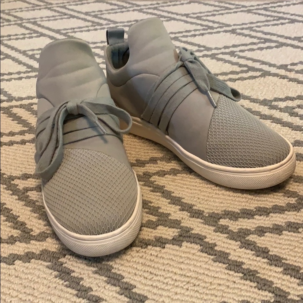 Steve Madden Lancer Sneakers